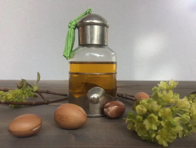 Ihana Arganöljy – aavikolta kuuluisien kaunotarten peilikaappeihin