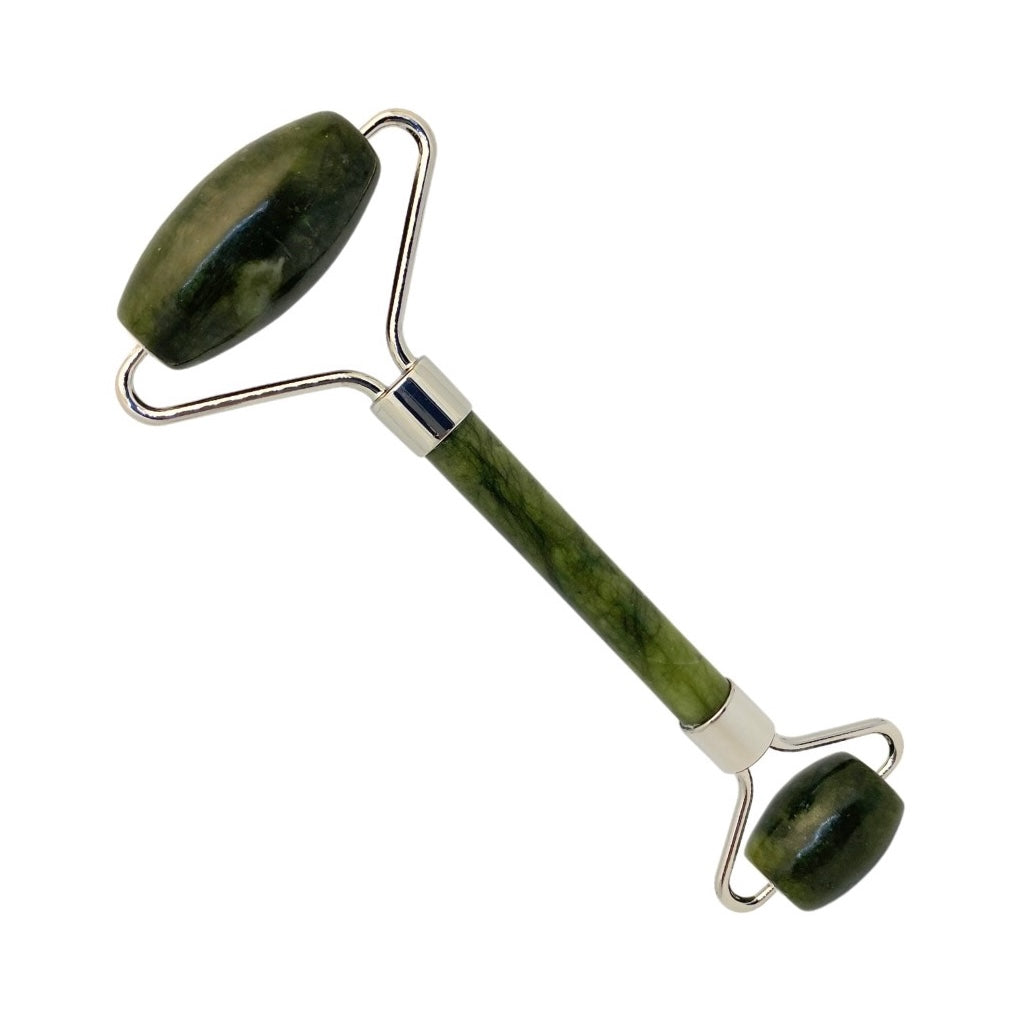 GREEN JADE FACE ROLLER - Jadekivinen kasvorulla